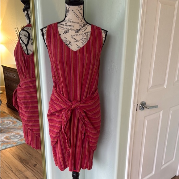 DREW Red/Pink Sleeveless V-Neck Sundress - Picture 4 of 9